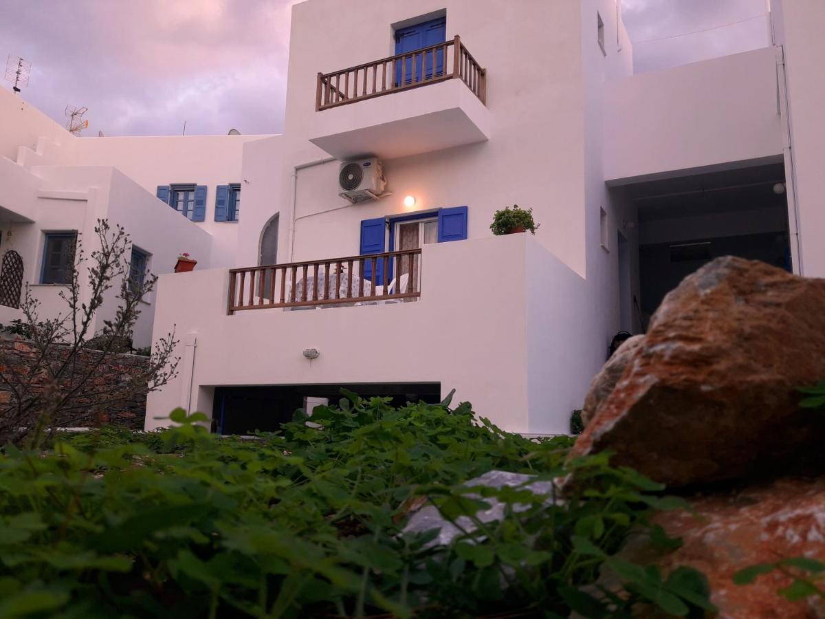 Larinaki's No3 Amorgos